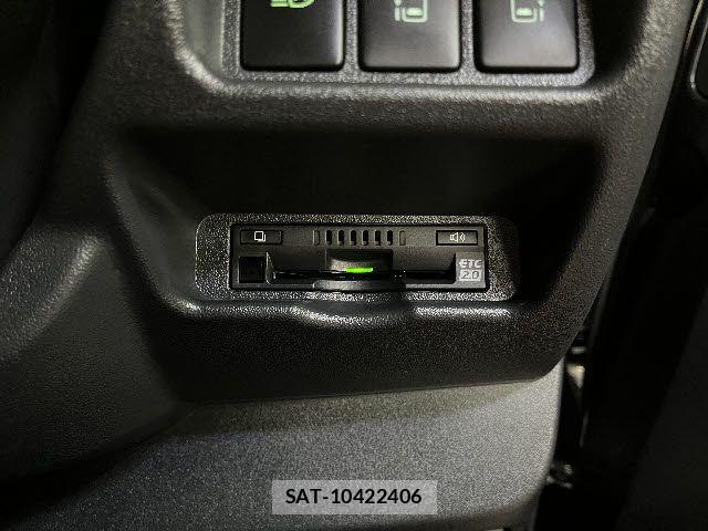 Toyota HIACE VAN 2022-12 3906069-15