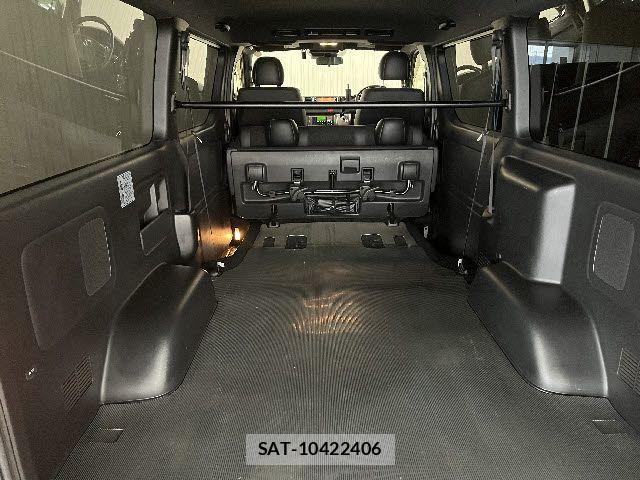 Toyota HIACE VAN 2022-12 3906069-22