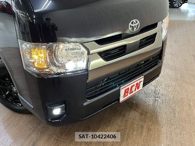 Toyota HIACE VAN 2022-12 3906069-24
