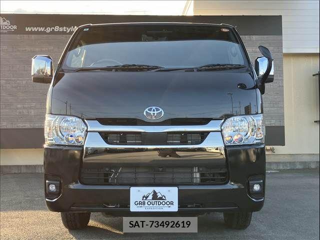 Toyota HIACE VAN 2025-09 3906041-1