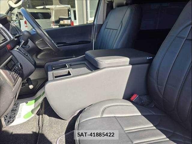Toyota HIACE VAN 2014-01 3934325-18