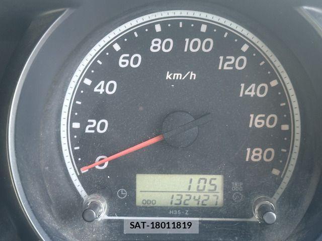 Toyota HIACE VAN 2005-12 3934335-16