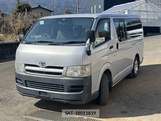 Toyota HIACE VAN 2005-12 3934335-3