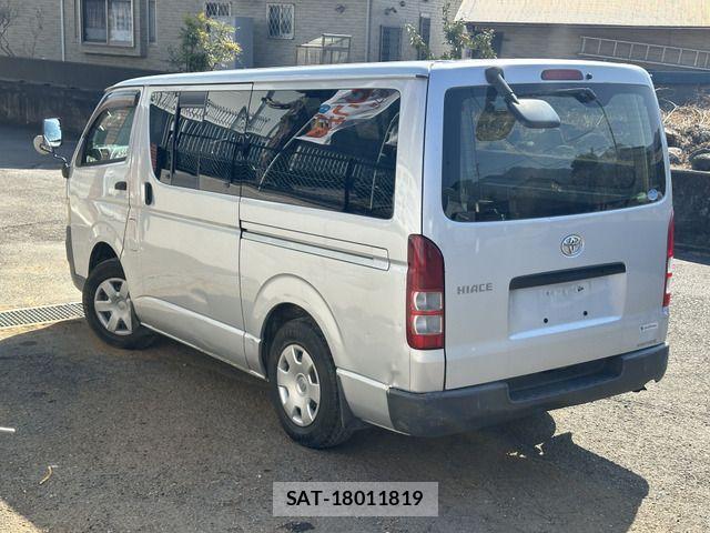 Toyota HIACE VAN 2005-12 3934335-4
