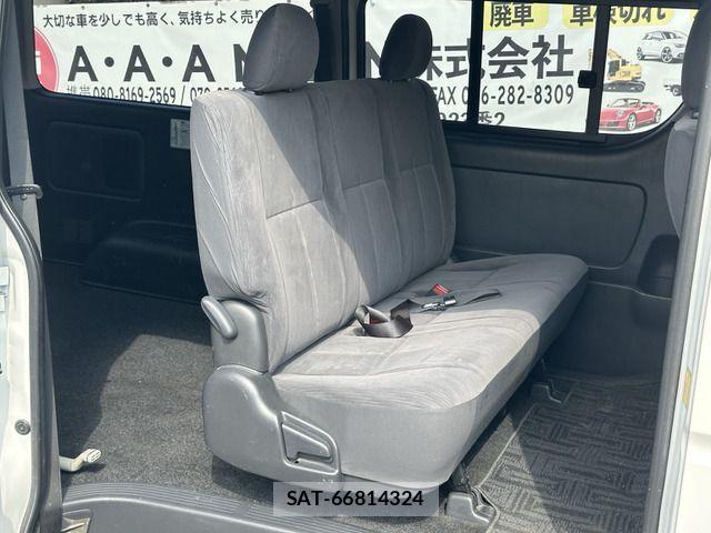 Toyota HIACE VAN 2012-06 3934329-10