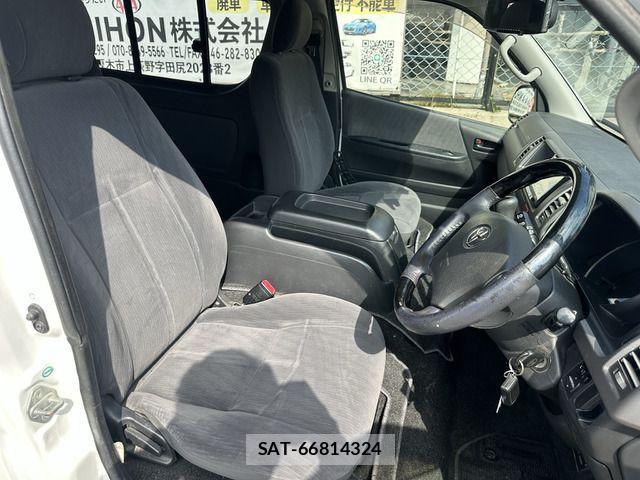 Toyota HIACE VAN 2012-06 3934329-16