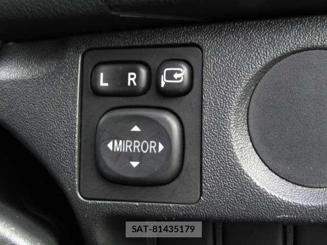 Toyota HIACE VAN 2017-02 4043213-7