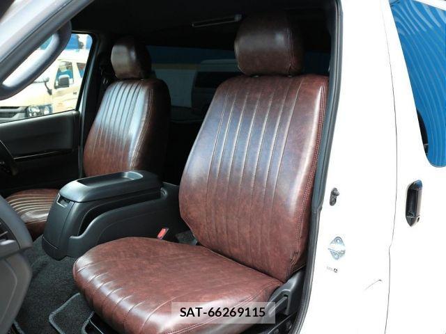 Toyota HIACE VAN 2020-04 4324707-10