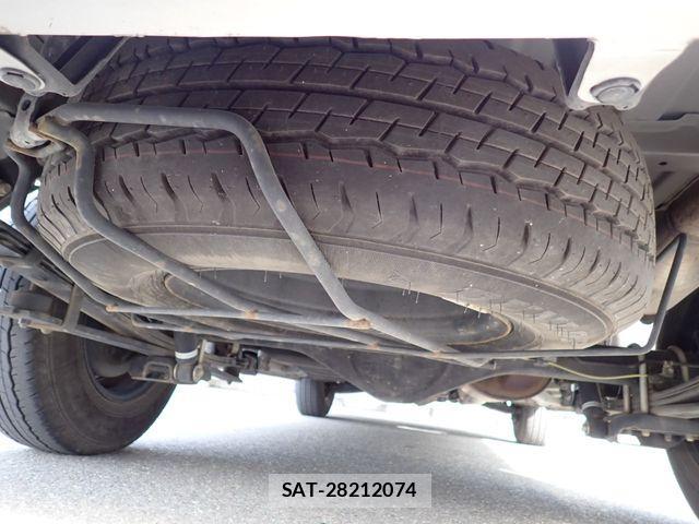Toyota HIACE VAN 2020-11 4392611-19