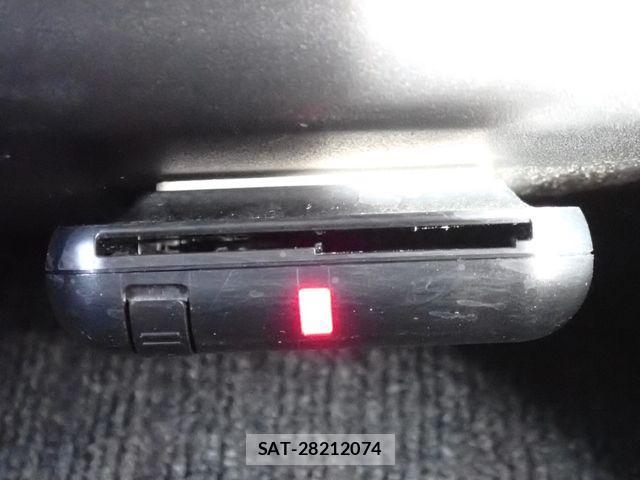 Toyota HIACE VAN 2020-11 4392611-6