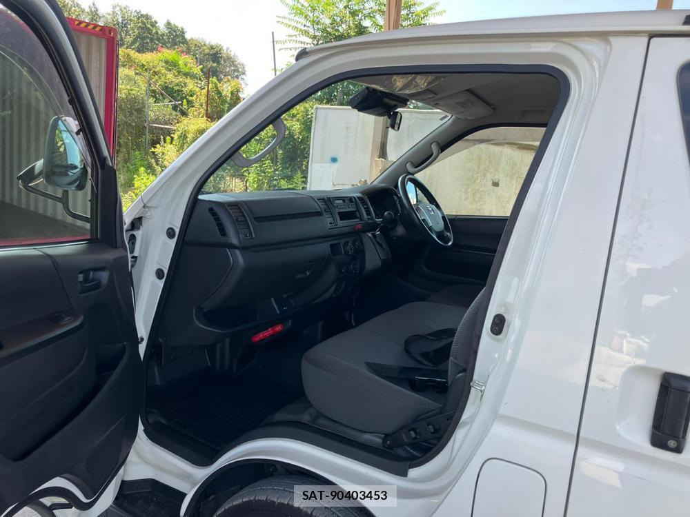 Toyota HIACE VAN 2019 1164374-9