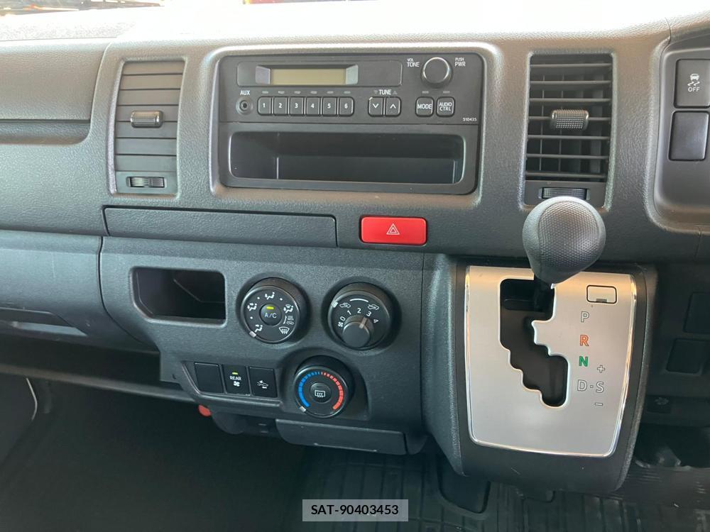Toyota HIACE VAN 2019 1164374-14
