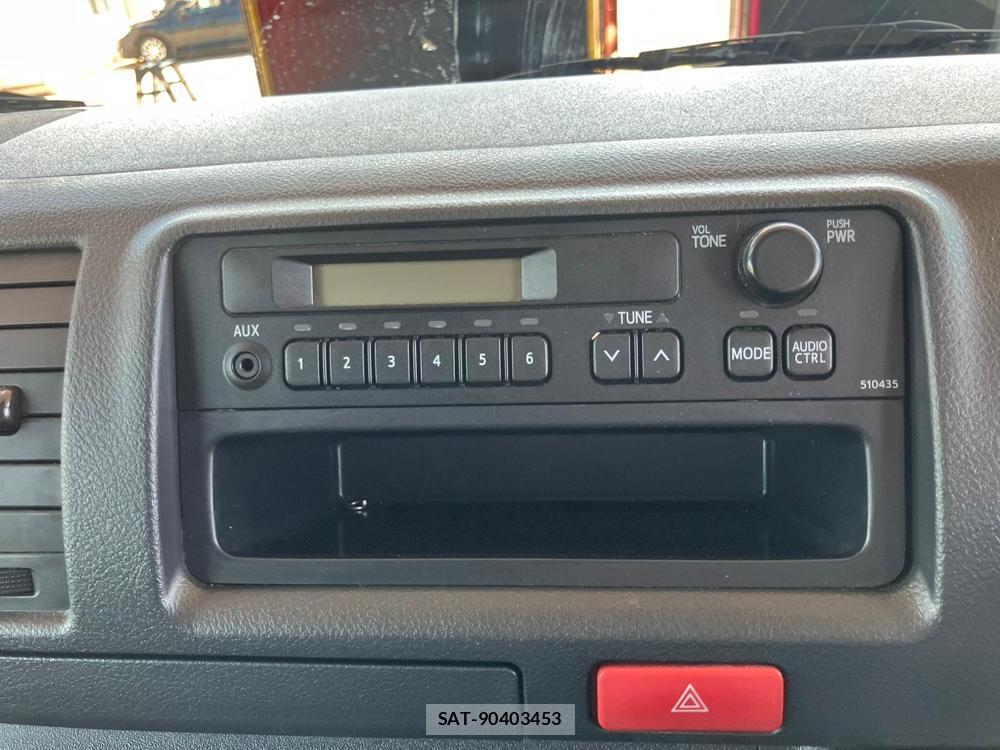 Toyota HIACE VAN 2019 1164374-16