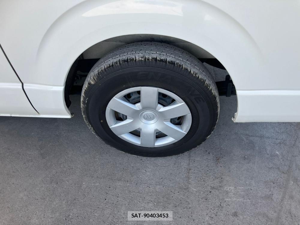 Toyota HIACE VAN 2019 1164374-28