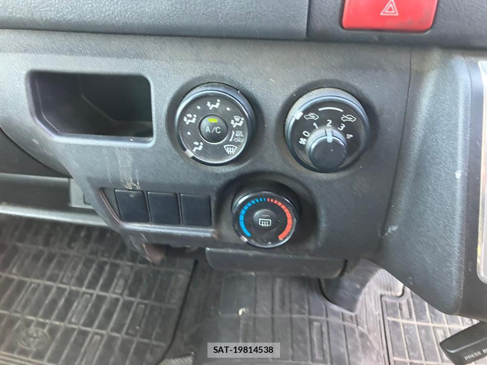 Toyota HIACE VAN 2019 1295220-19