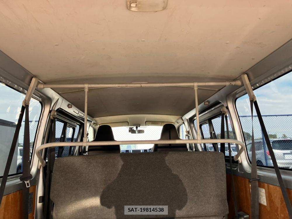 Toyota HIACE VAN 2019 1295220-26