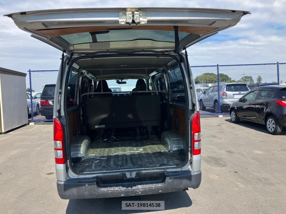 Toyota HIACE VAN 2019 1295220-28