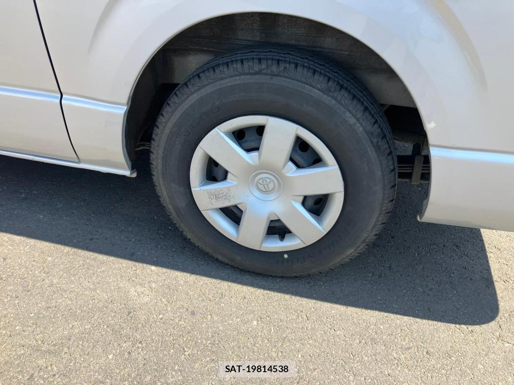Toyota HIACE VAN 2019 1295220-30