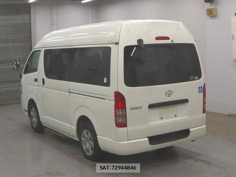 Toyota HIACE VAN 2007 7223080-2