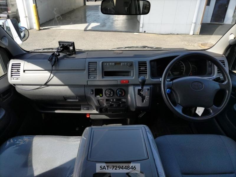 Toyota HIACE VAN 2007 7223080-4