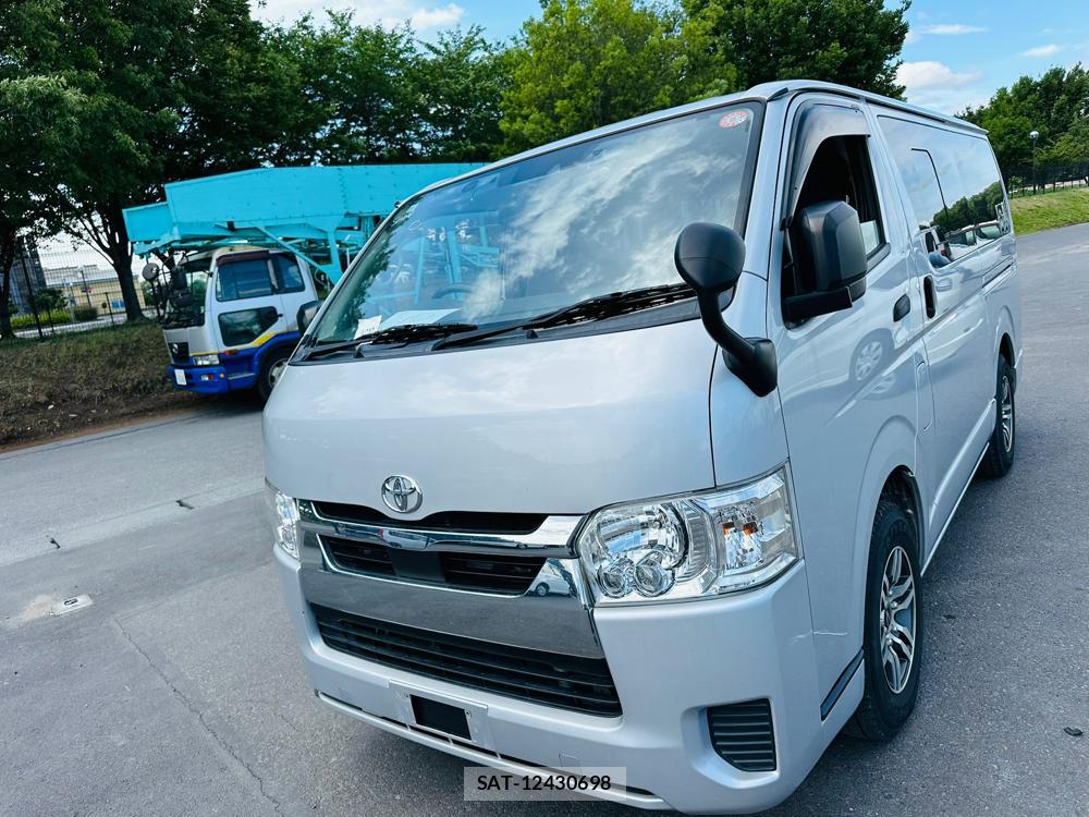 Toyota HIACE VAN 2020 7175256-0