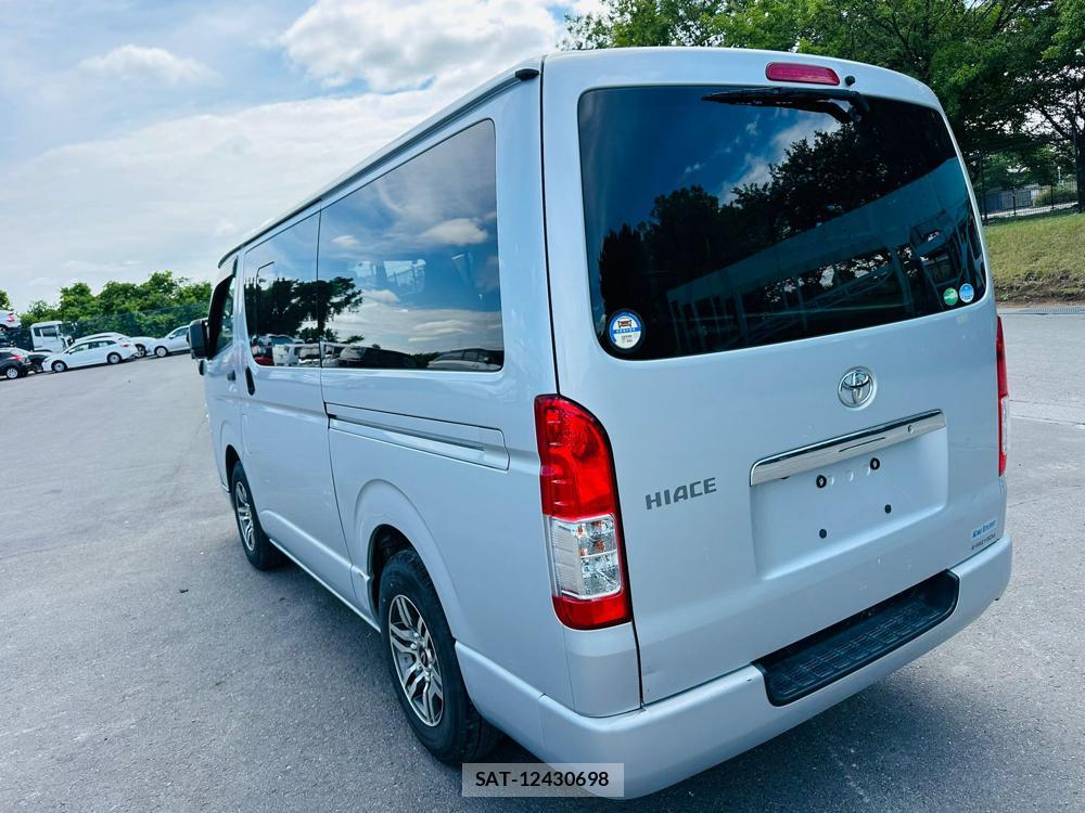 Toyota HIACE VAN 2020 7175256-2