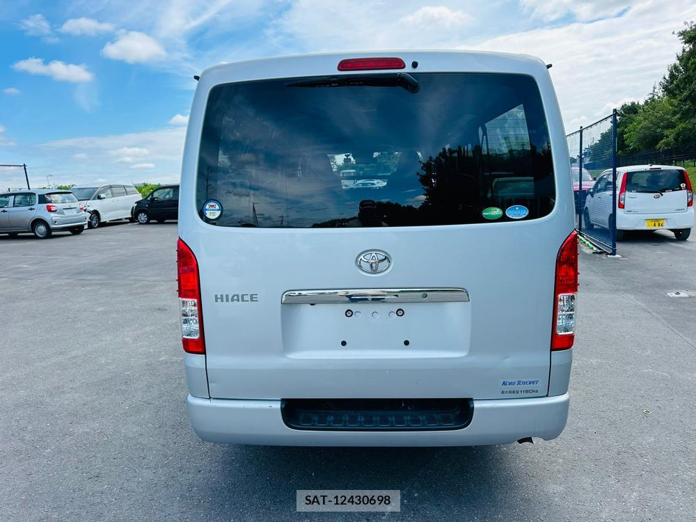 Toyota HIACE VAN 2020 7175256-3