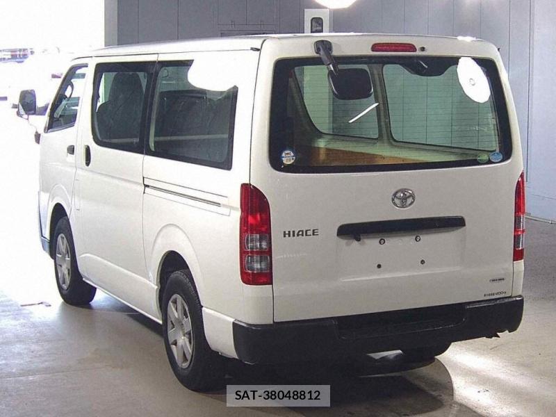Toyota HIACE VAN 2019 7332502-2