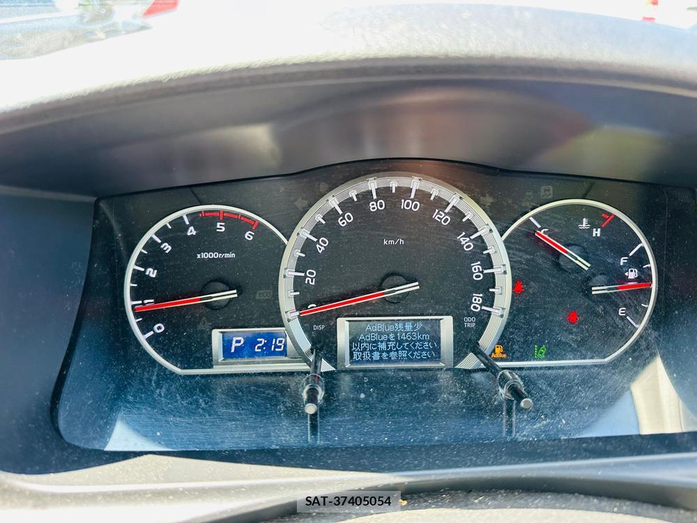 Toyota HIACE VAN 2019 7263047-14