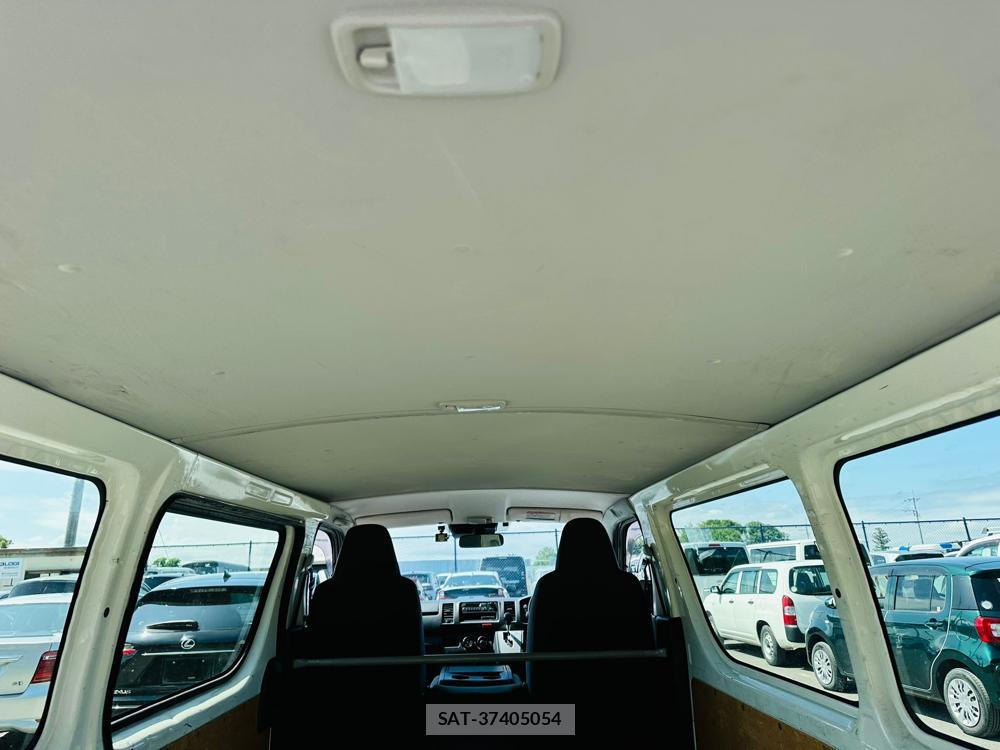 Toyota HIACE VAN 2019 7263047-23