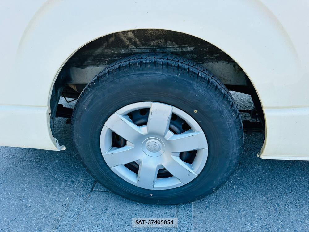 Toyota HIACE VAN 2019 7263047-26