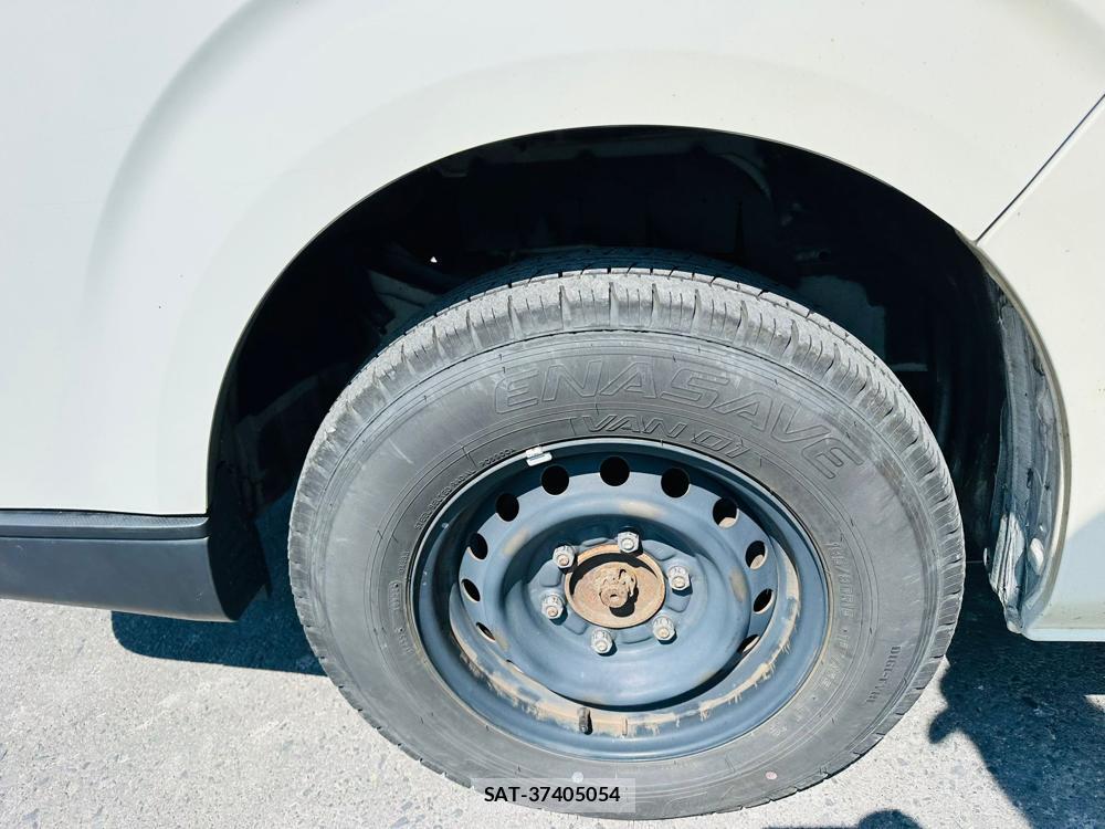Toyota HIACE VAN 2019 7263047-28