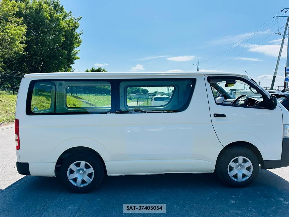 Toyota HIACE VAN 2019 7263047-5
