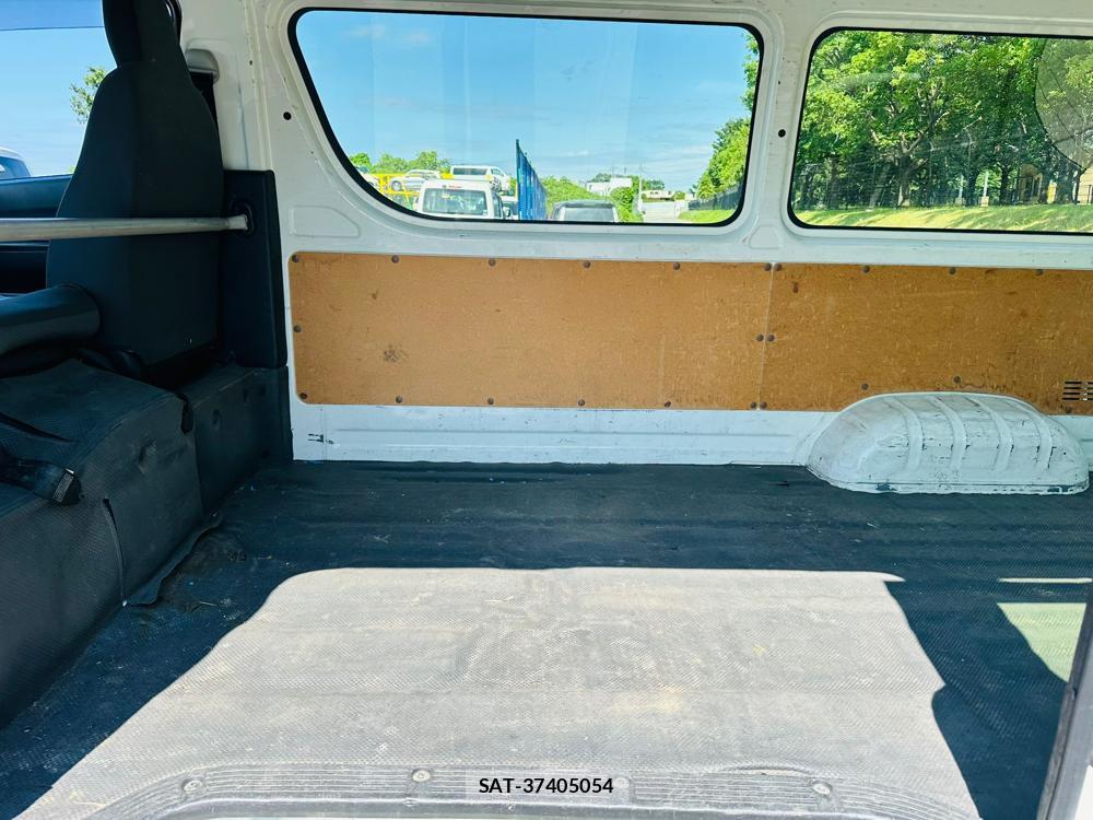 Toyota HIACE VAN 2019 7263047-8