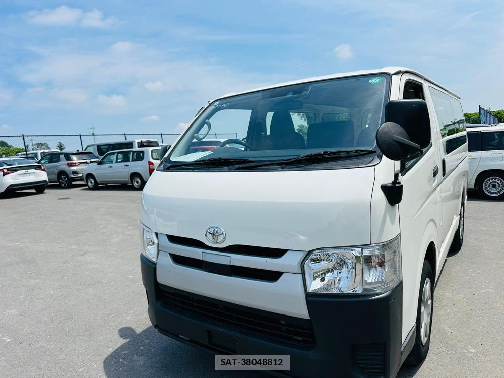 Toyota HIACE VAN 2019 7332502-0