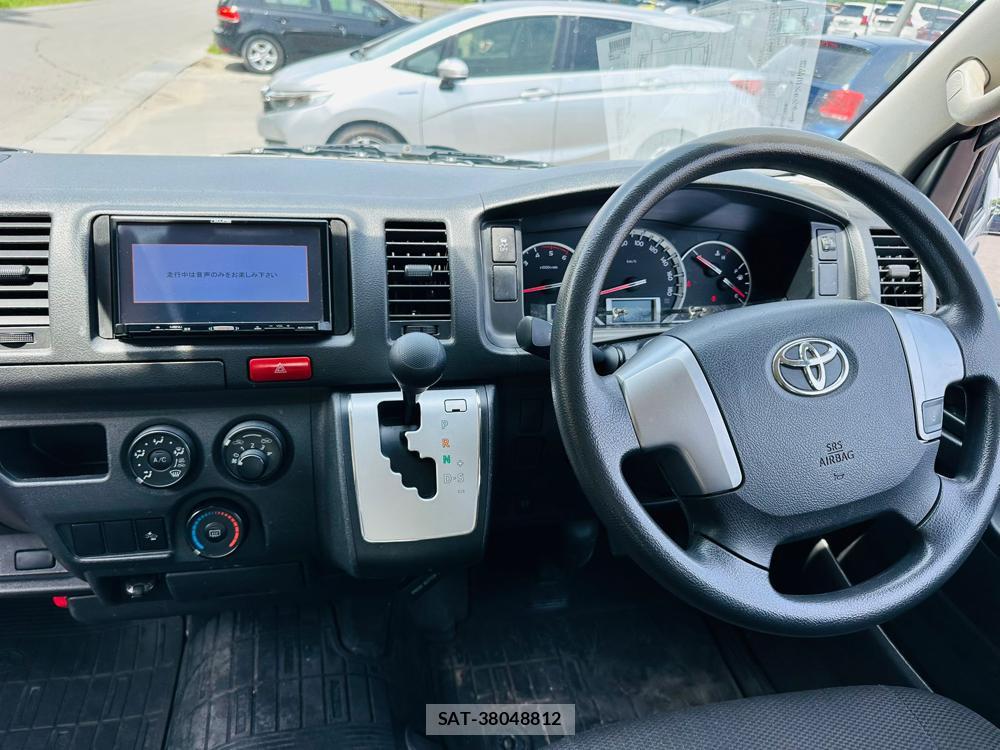 Toyota HIACE VAN 2019 7332502-12
