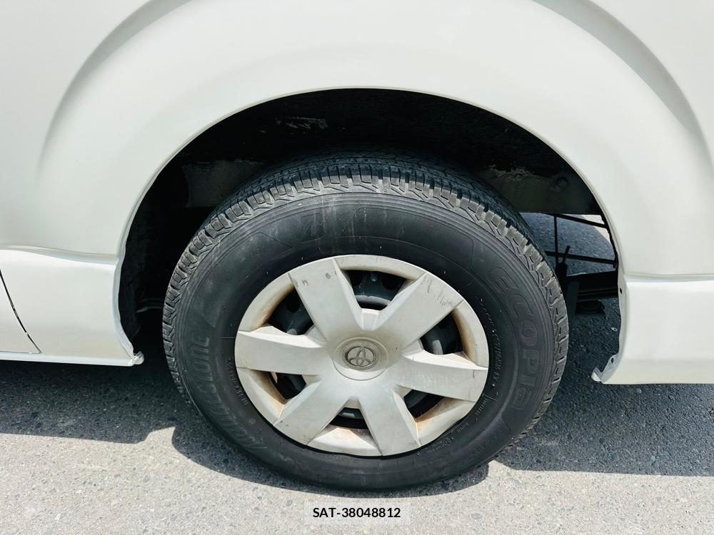 Toyota HIACE VAN 2019 7332502-29