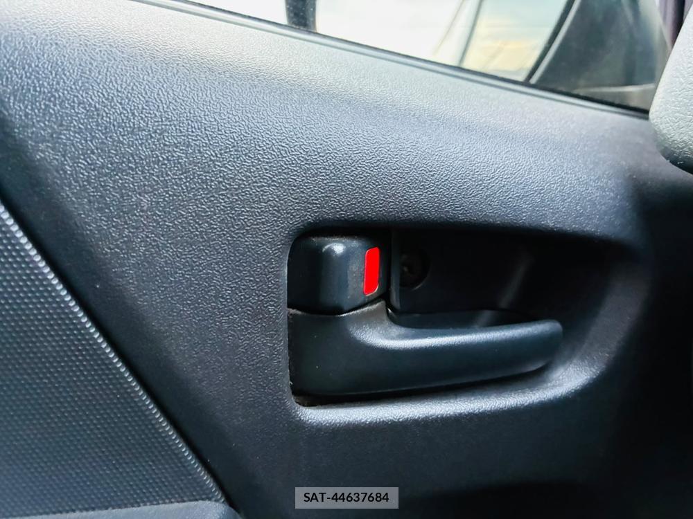 Toyota HIACE VAN 2019-02 8023939-21