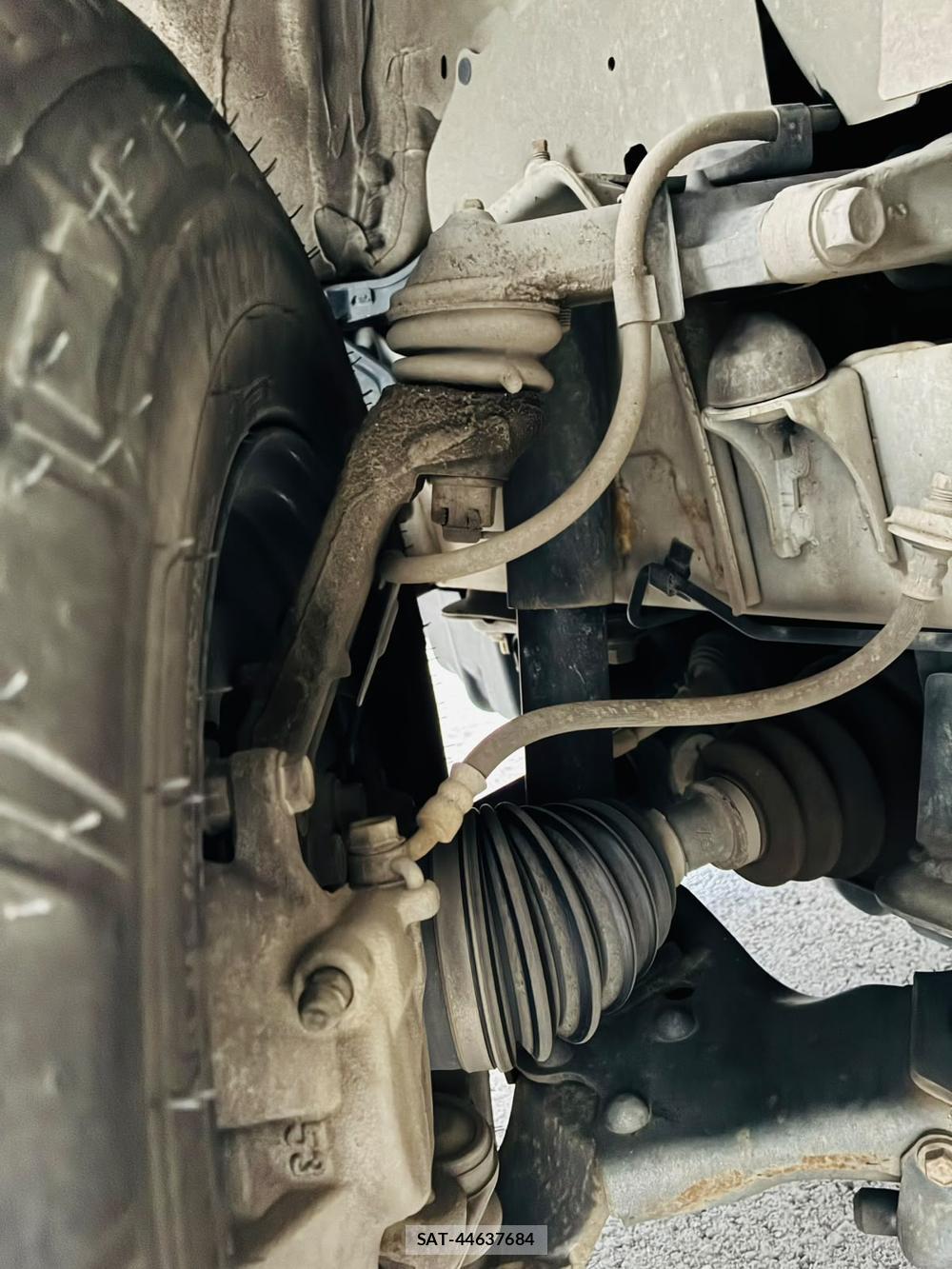 Toyota HIACE VAN 2019-02 8023939-33