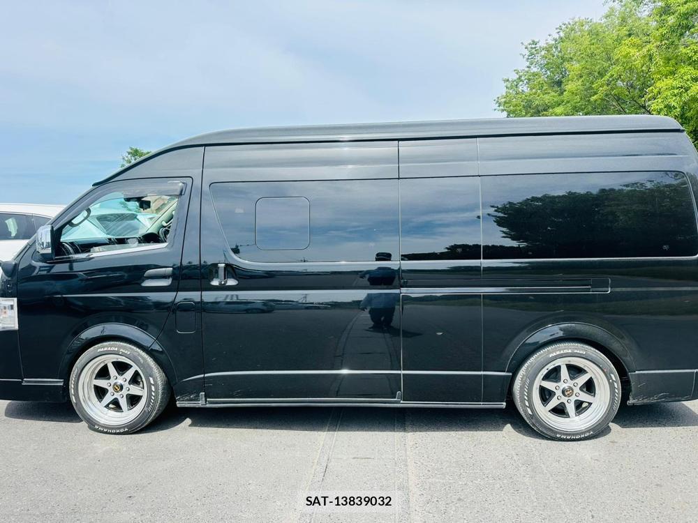 Toyota HIACE VAN 2020 6983499-1