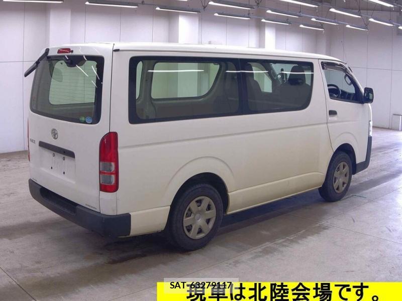 Toyota HIACE VAN 2020-06 7533090-1