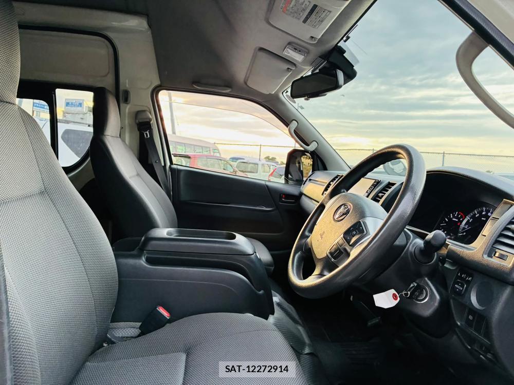Toyota HIACE VAN 2020 7223069-10