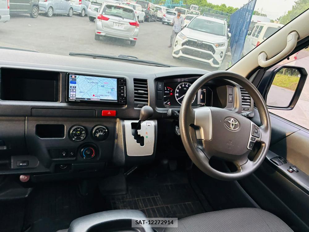 Toyota HIACE VAN 2020 7223069-12
