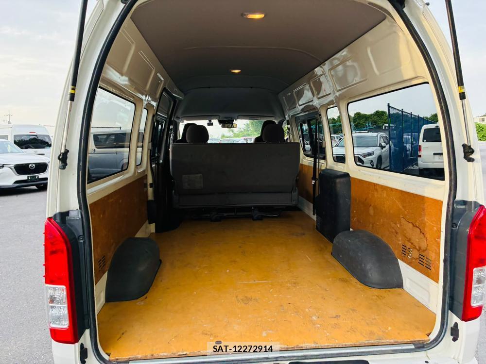 Toyota HIACE VAN 2020 7223069-24