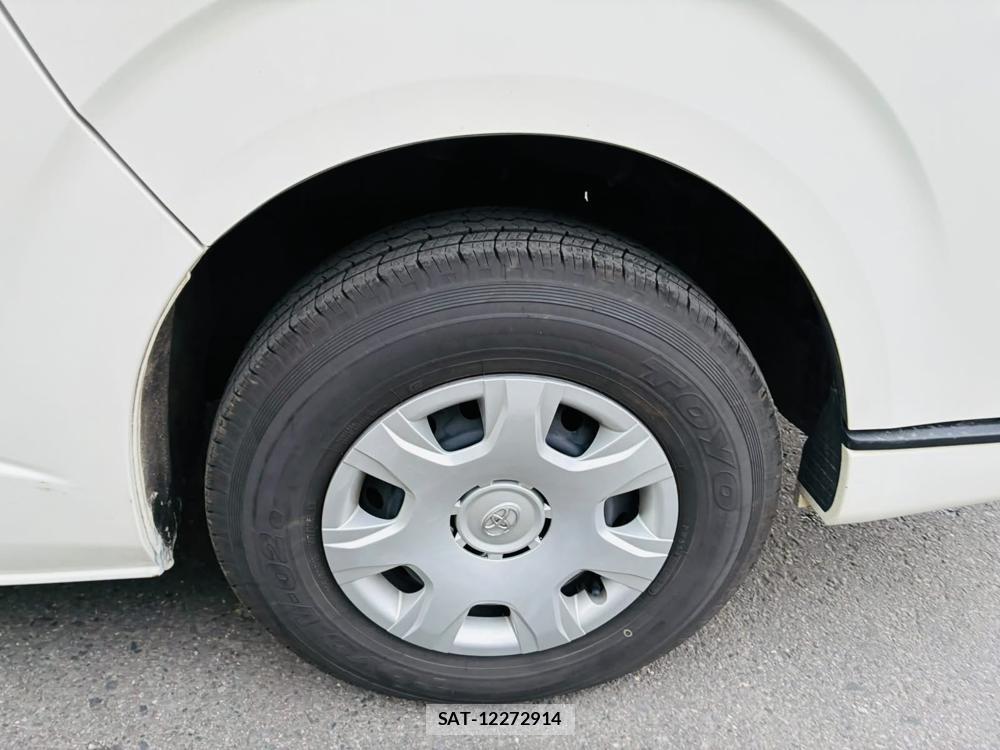 Toyota HIACE VAN 2020 7223069-27