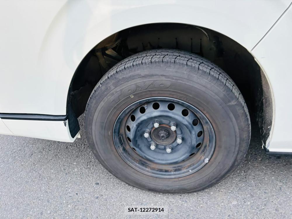 Toyota HIACE VAN 2020 7223069-28
