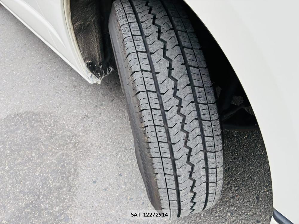 Toyota HIACE VAN 2020 7223069-31