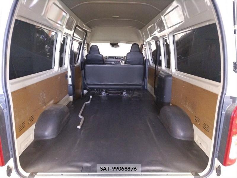 Toyota HIACE VAN 2019-03 7639952-5
