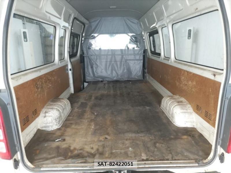 Toyota HIACE VAN 2019-02 8044009-4