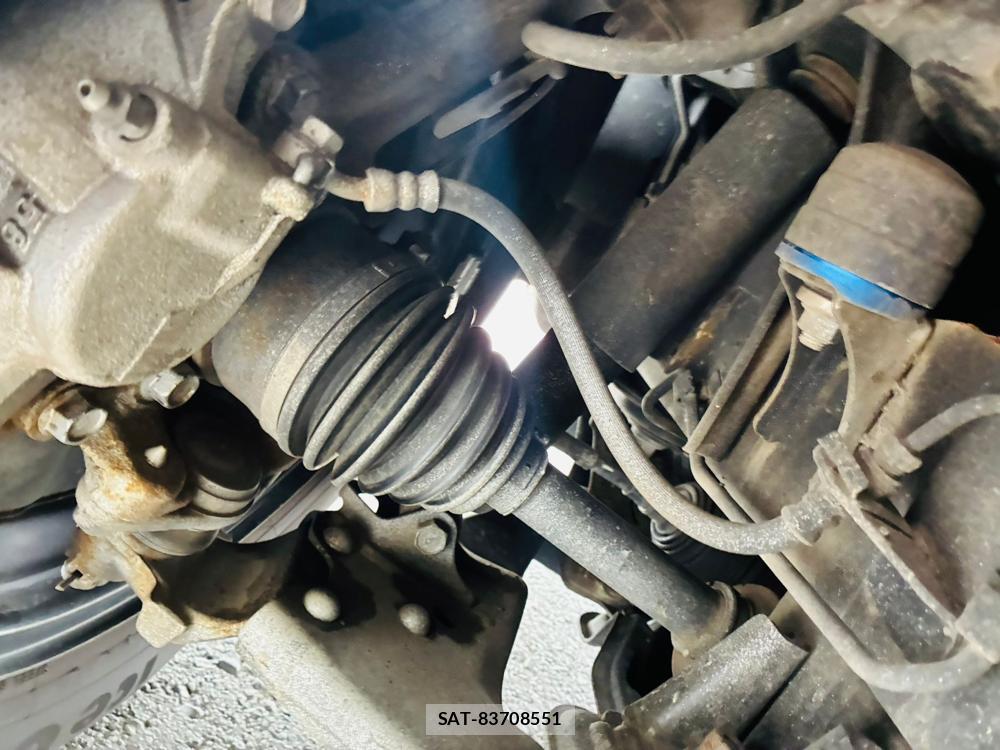 Toyota HIACE VAN 2020-07 8665581-33